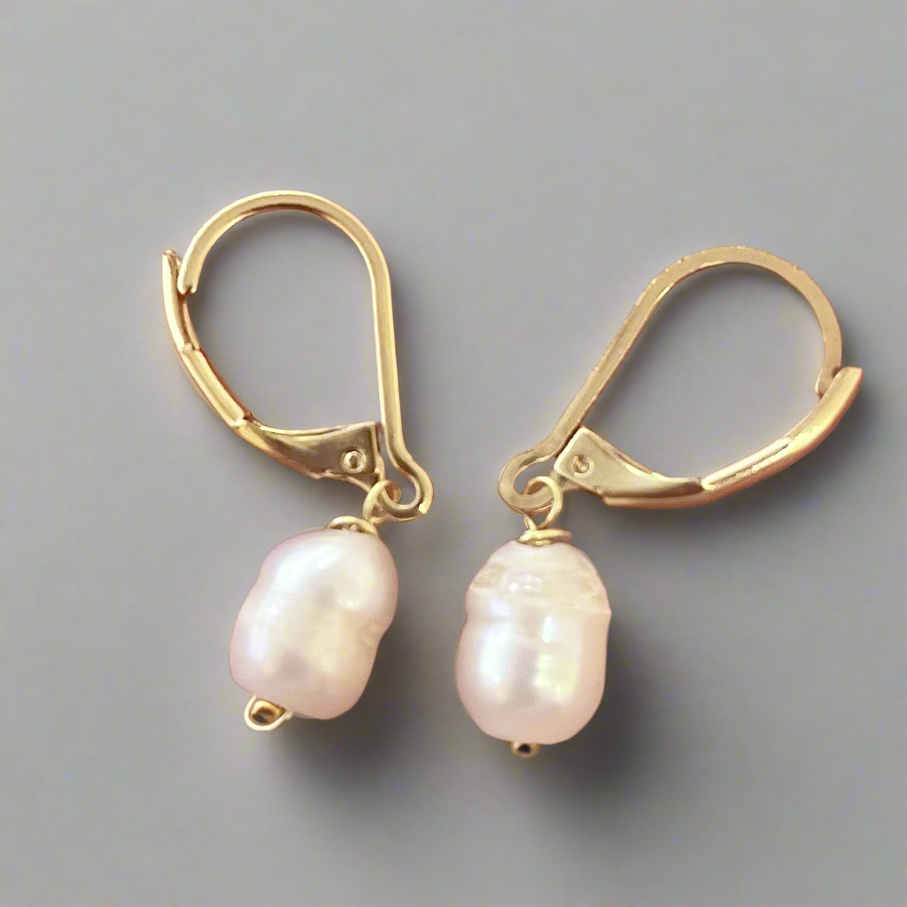 Freshwater Pearl Earrings