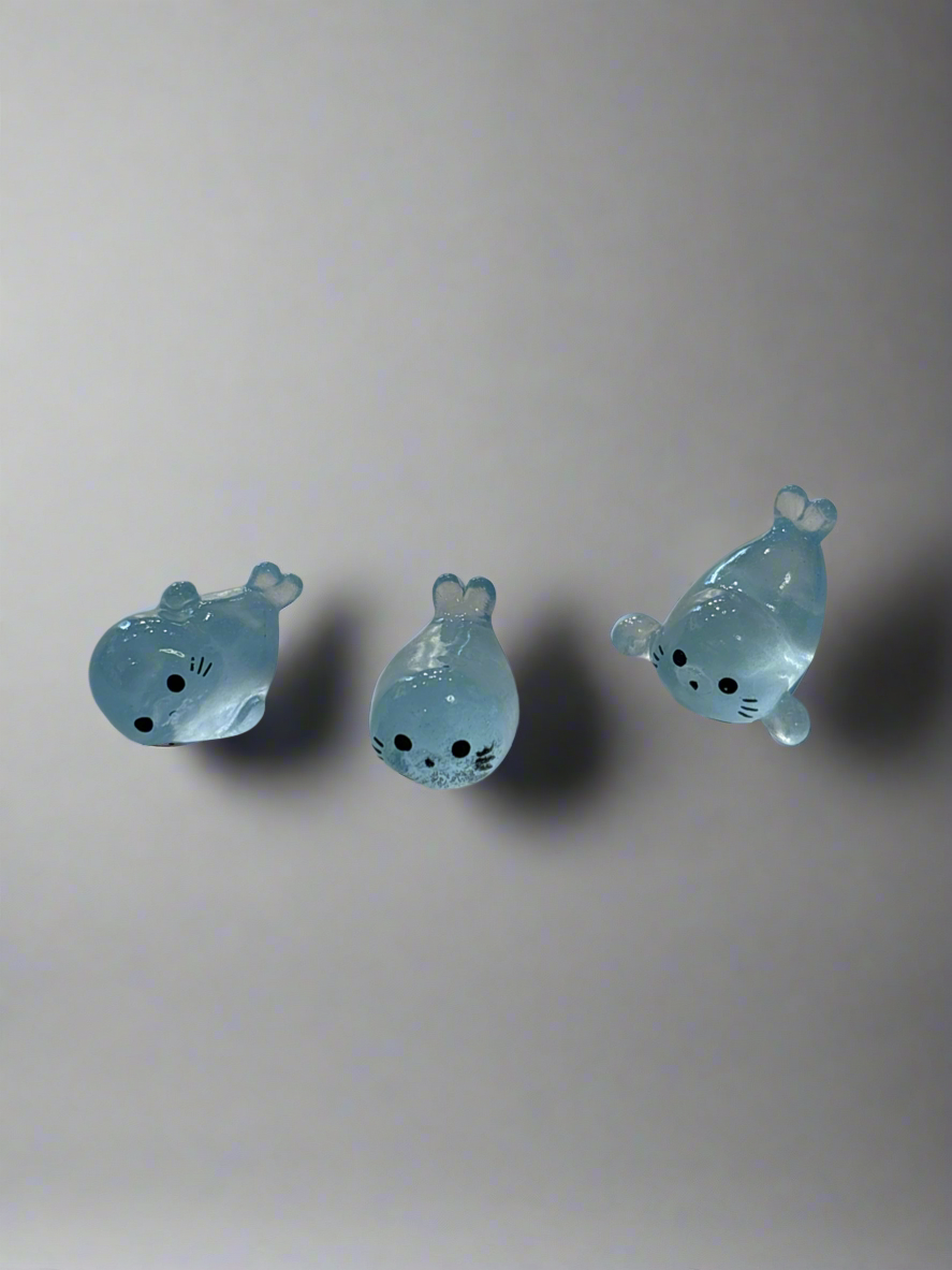 Glow in the dark seals