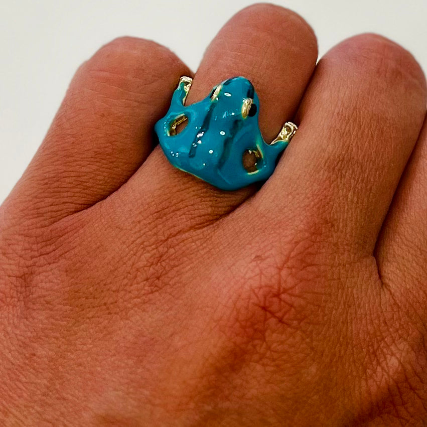 Adjustable Metal Tree Frog Ring, Blue or Green