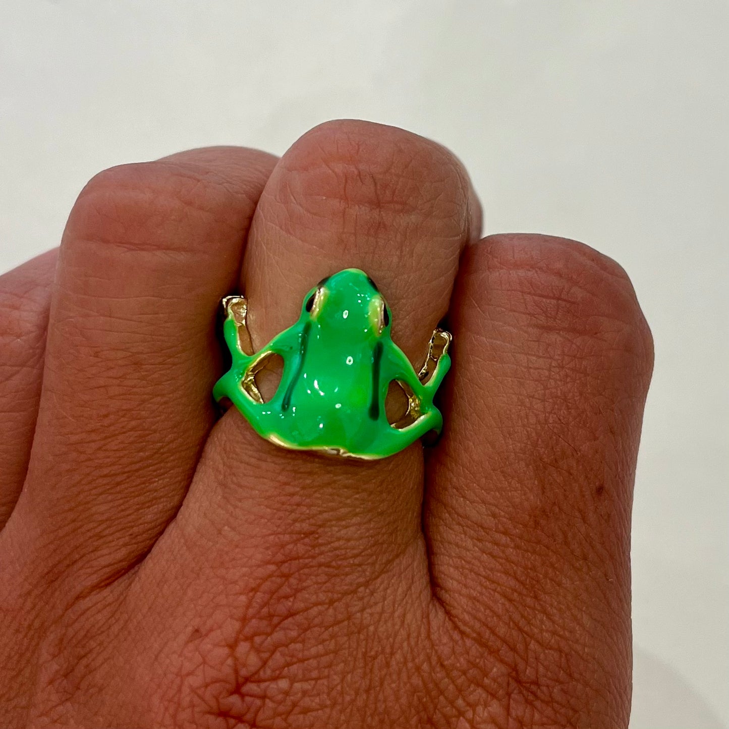 Adjustable Metal Tree Frog Ring, Blue or Green